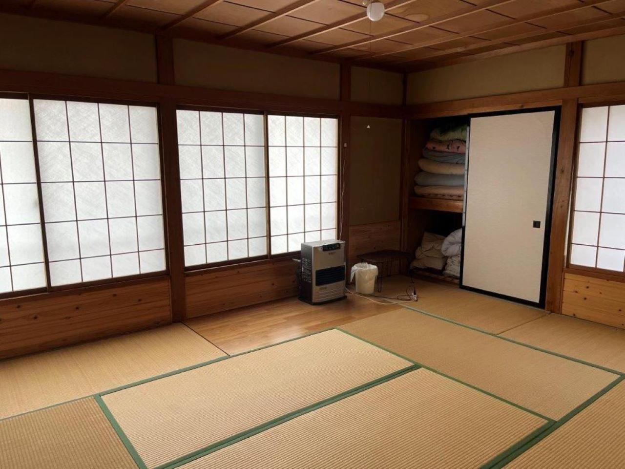 Futago Cabin Minamiuonuma Exterior photo